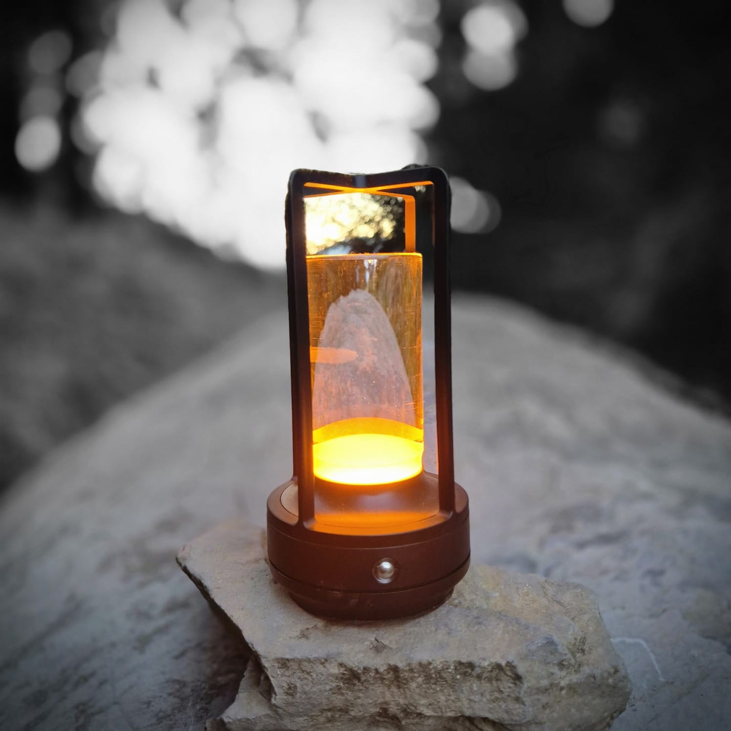 Dimmable USB Charging Table Lamp – 3 Farbmodi & Schnellladefunktion