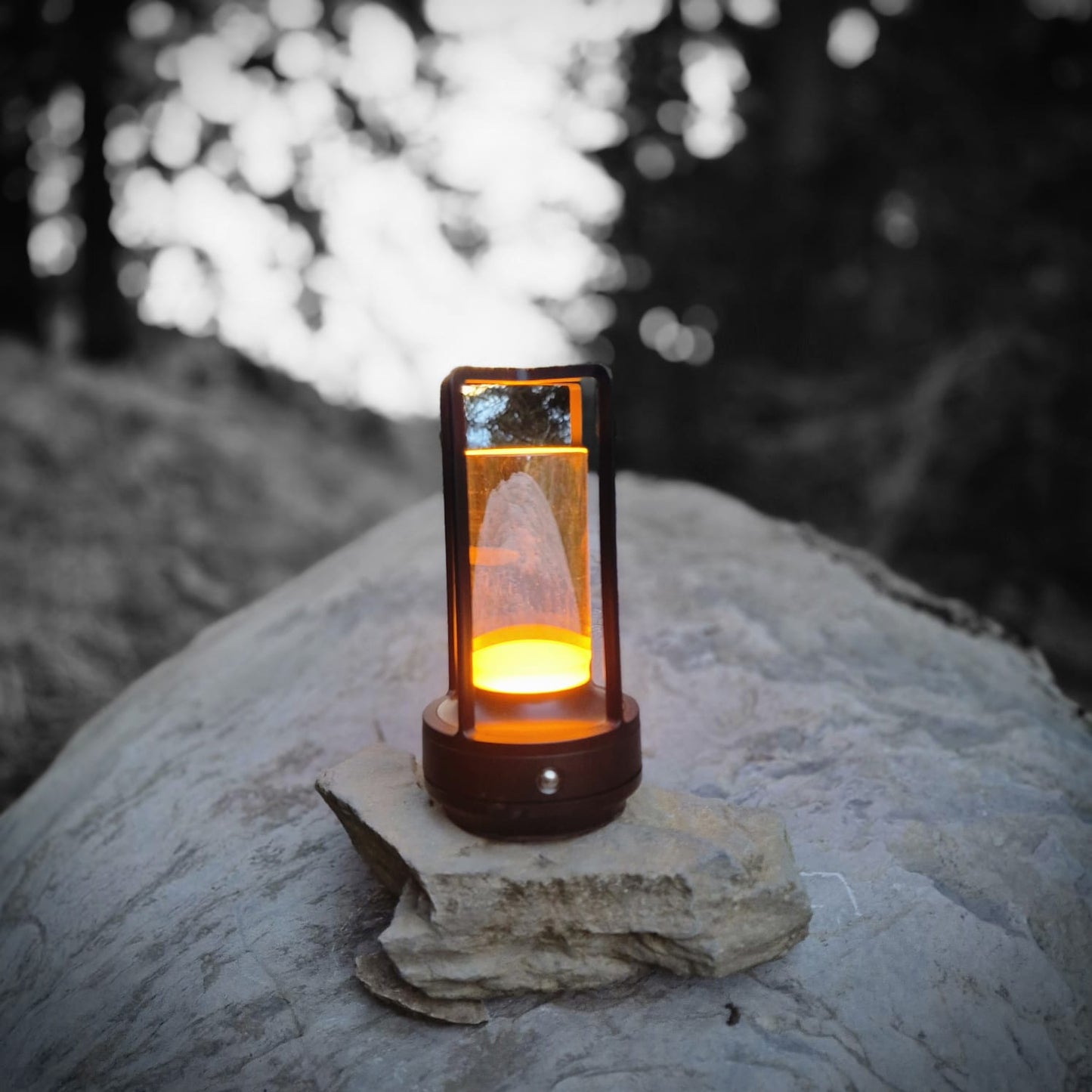 Dimmable USB Charging Table Lamp – 3 Farbmodi & Schnellladefunktion