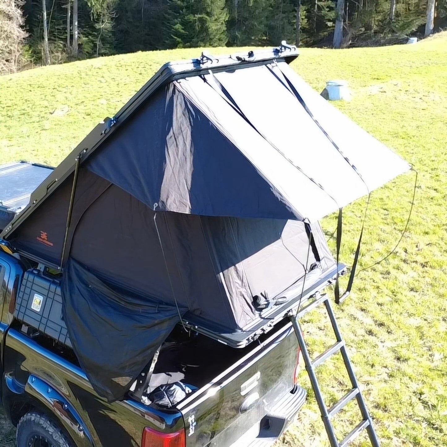 Alpin eXtreme Blackout – Hartschalen-Dachzelt mit 100 % Verdunkelung für 2+1 Personen